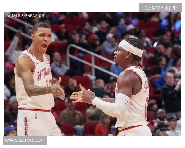 2008年火箭与骑士精彩对决回顾央视直播盛况与球星表现分析